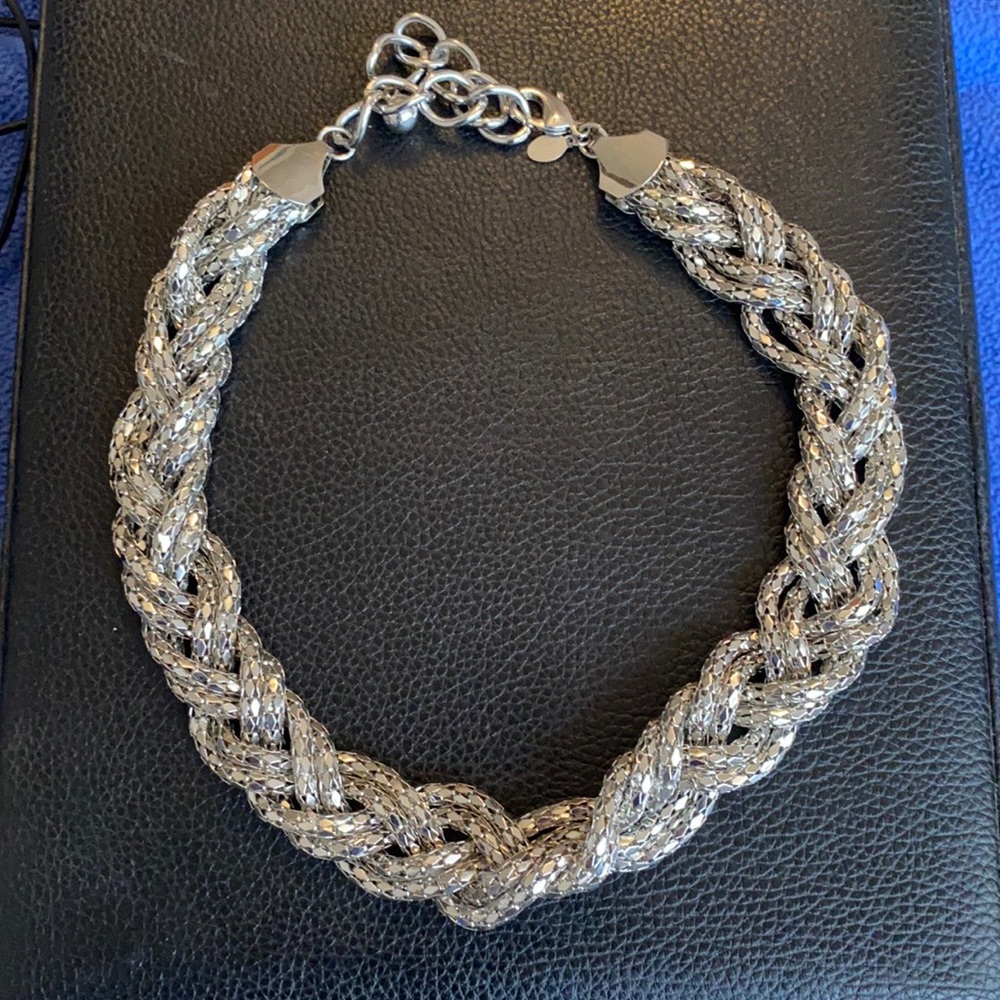 Express Necklace